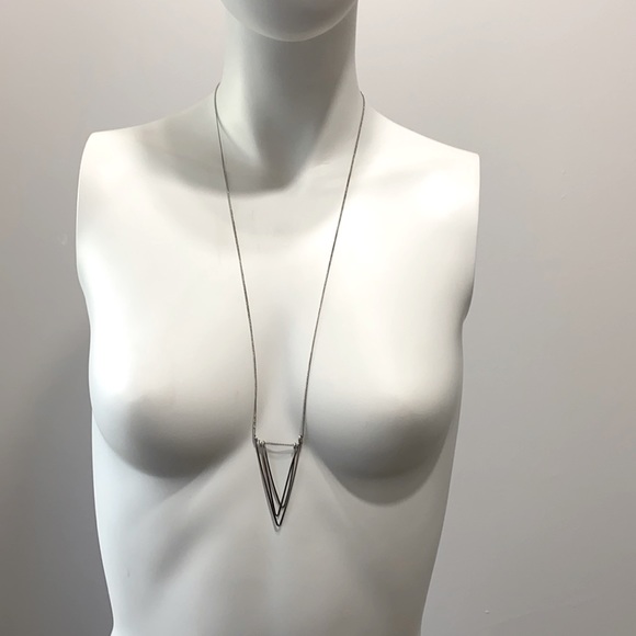 Pieces Elikka Neckace - Picture 2 of 6